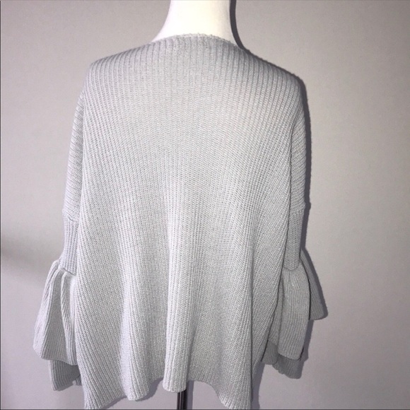 NWOT Boohoo Ruffle Sleeve Open Drape Sweater - Picture 4 of 8